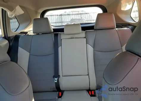 2020 Toyota Rav4 Xle Premium z USA, uszkodzony, nr VIN 2T3C1RFV6LC084568